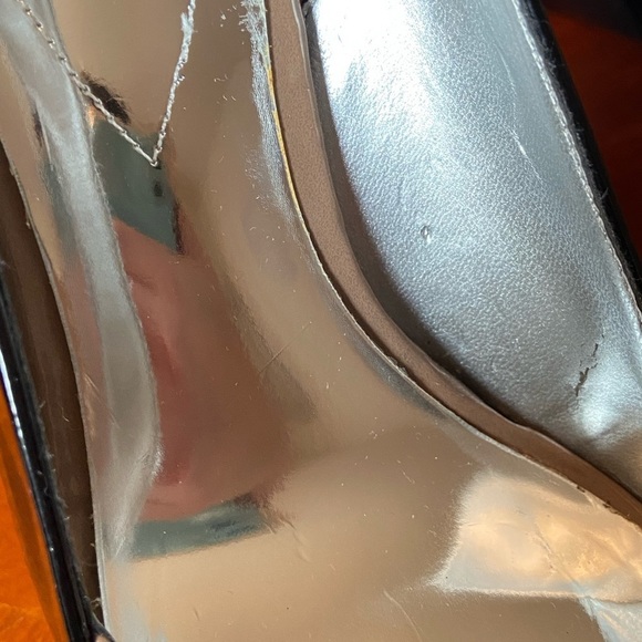 GUESS Tan and black Woman’s stilettos Size 8.5 - Picture 12 of 15